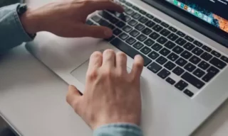 Learn to Right-Click on a Mac Mouse or Trackpad